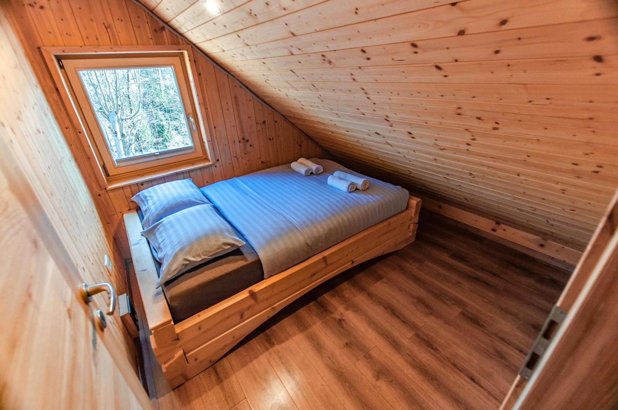 Log House Natura Радовлица Екстериор снимка
