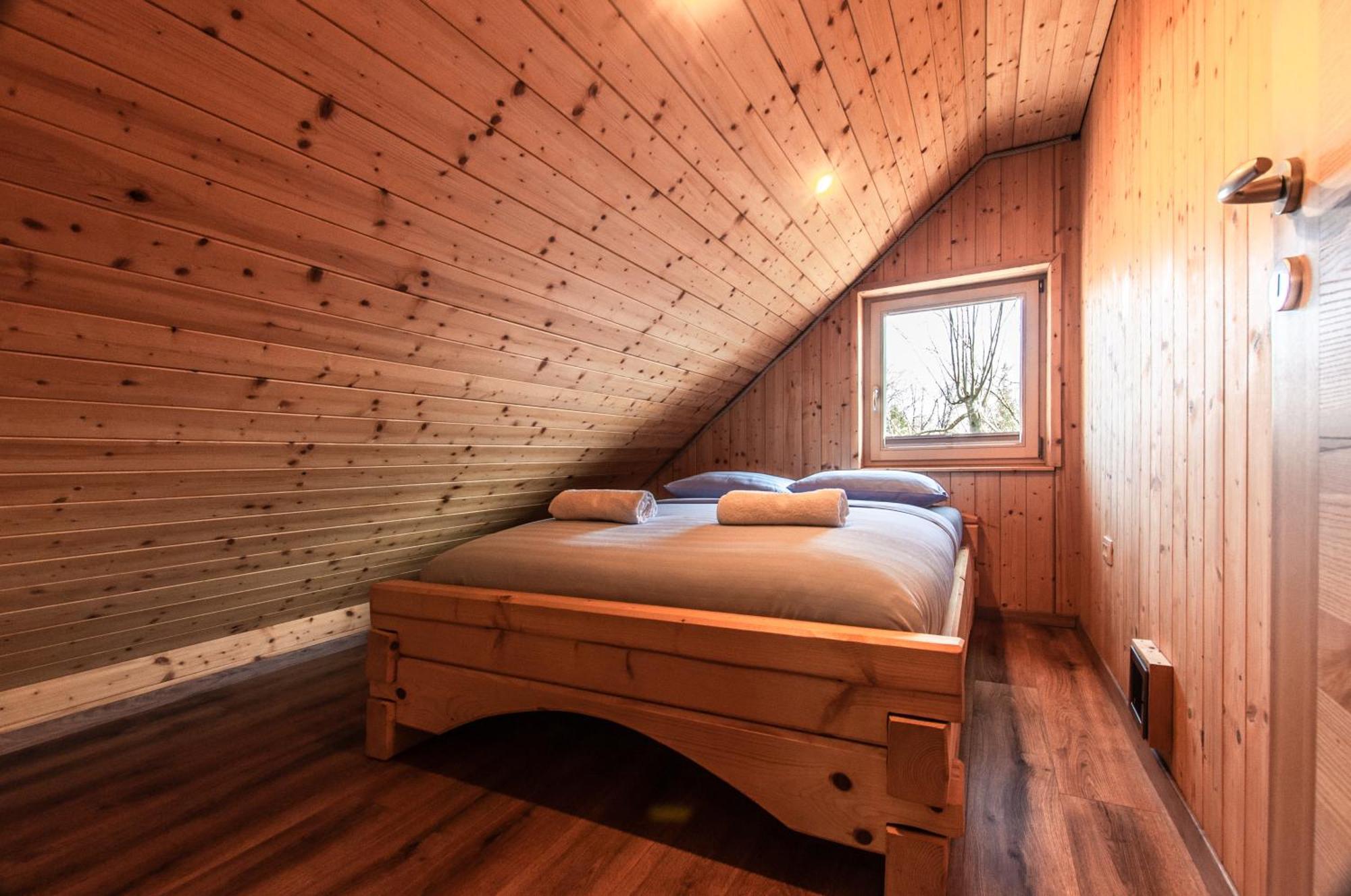 Log House Natura Радовлица Екстериор снимка